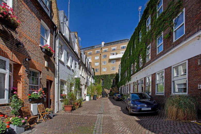 Kendrick Mews, South Kensington, SW7