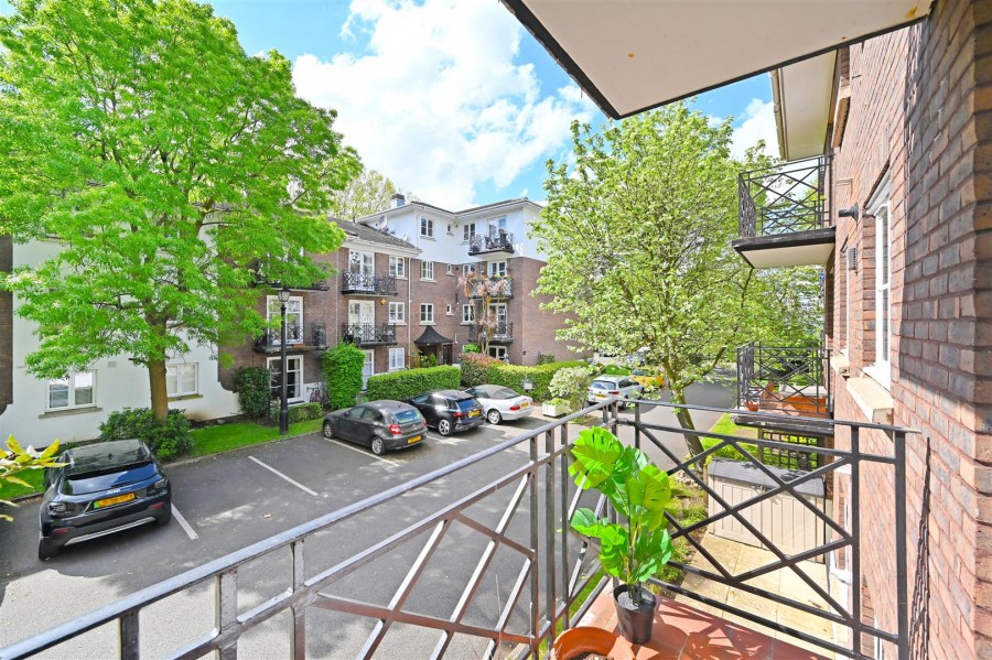 Images for Brompton Park Crescent, Fulham SW6
