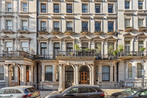 Ennismore Gardens, Knightsbridge SW7