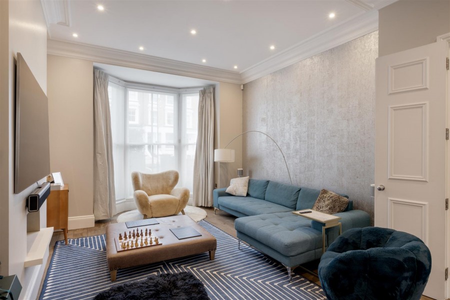 Images for Warwick Gardens, Kensington W14